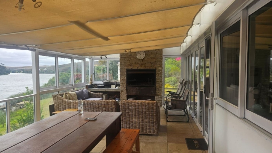 5 Bedroom Property for Sale in Malgas Western Cape